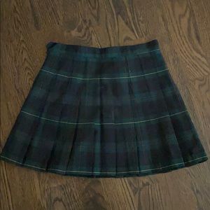 AMERICAN APPAREL PLAID SKIRT